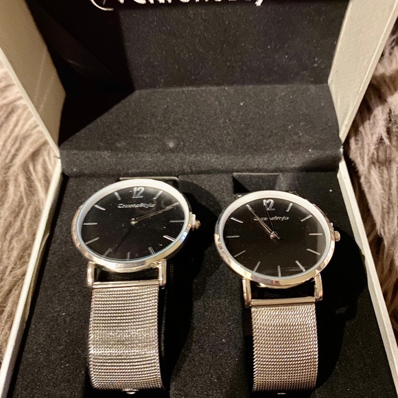 New His & Her's Matching ChronoStyle Watches - Picture 5 of 6